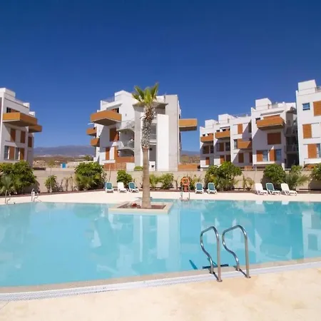 Beachfront Duplex Penthouse With Pool, Rooftop, Sea View *