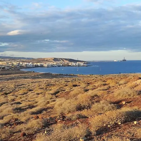 Beachfront Duplex Penthouse With Pool, Rooftop, Sea View