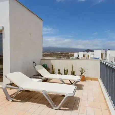 Beachfront Duplex Penthouse With Pool, Rooftop, Sea View *