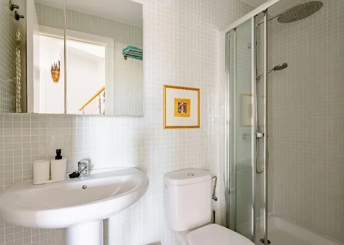 Beachfront Duplex Penthouse With Pool, Rooftop, Sea View