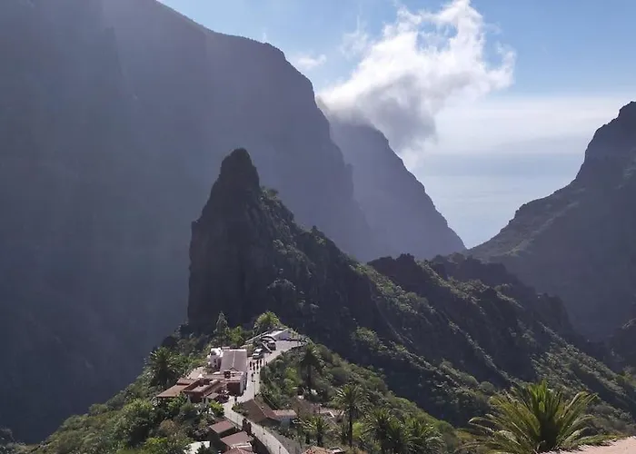 Beachfront Duplex Penthouse With Pool, Rooftop, Sea View *