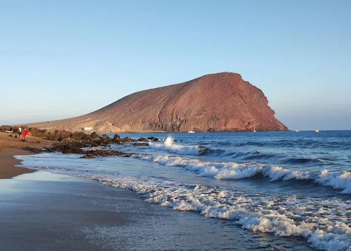 Beachfront Duplex Penthouse With Pool, Rooftop, Sea View