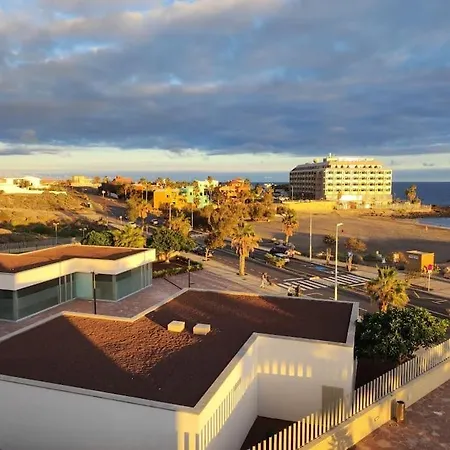 Beachfront Duplex Penthouse With Pool, Rooftop, Sea View 公寓 厄尔梅达诺