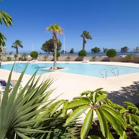 Beachfront Duplex Penthouse With Pool, Rooftop, Sea View * 厄尔梅达诺