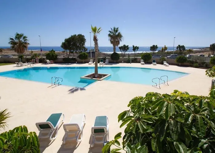 Appartamento Beachfront Triplex Penthouse With Pool, Rooftop, Sea View *