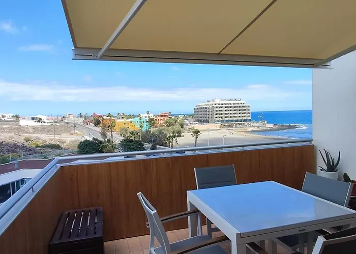 Beachfront Triplex Penthouse With Pool, Rooftop, Sea View Appartamento El Médano
